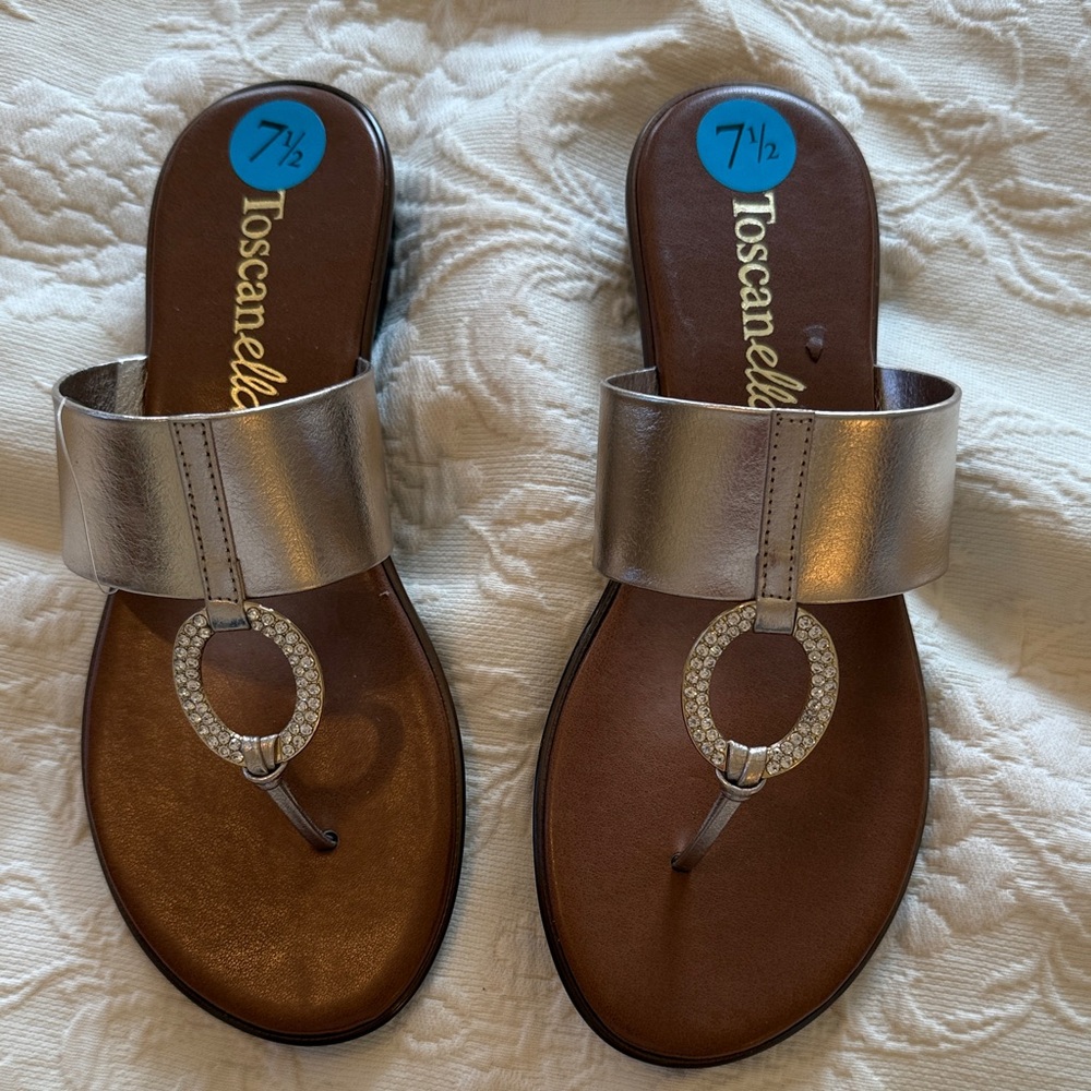 Toscanella Gold rhinestone thong Sandals nwots size 7.5